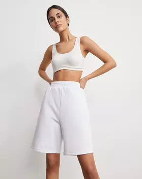 Спортивные шорты