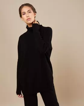 Свитер объемный тонкой вязки M