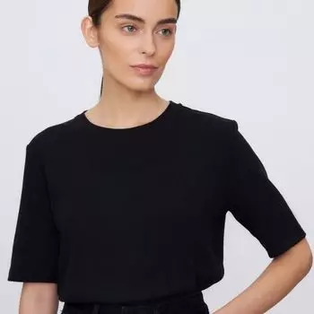 Футболка из хлопка в рубчик