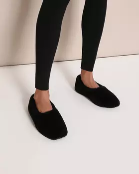 Тапочки-лоферы из меха