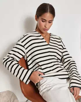 Толстовка с отложным воротником