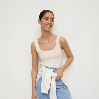 Топ из фактурного трикотажа