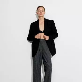 Брюки с защипами