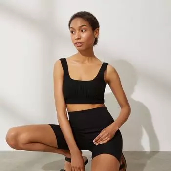 Укороченный топ