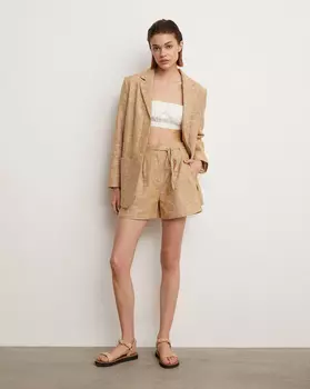 Жакет в стиле oversize