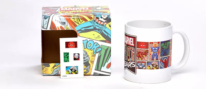 Кружка для декорирования наклейками Marvel 80 Years (350 мл)