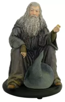 Статуэтка The Lord Of The Rings: Trilogy – Gandalf Sitting (15 см)