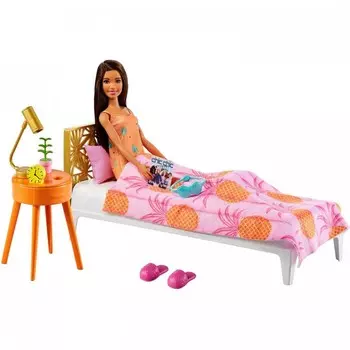 Barbie Кукла брюнетка в платье в спальне с кроватью
