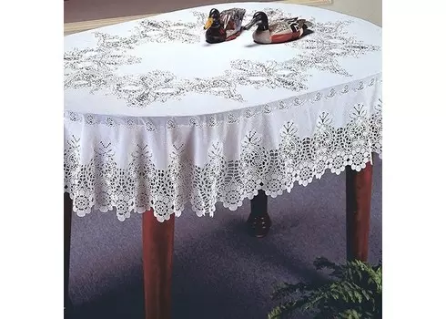 King Diamond International Скатерть Crochet C125 овал 180х137