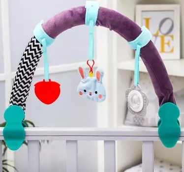 Крошка Я Развивающая мягкая игровая дуга на коляску и кроватку Зайчик