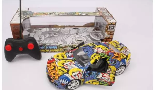 Russia Машина на радиоуправлении со светом B2003327