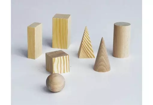 Рыжий Тим Геометрические тела и карточки с изображениями их проекции в трех плоскостях 7 шт.