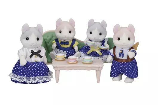 Sylvanian Families Семья кошечек с кудрявыми ушками