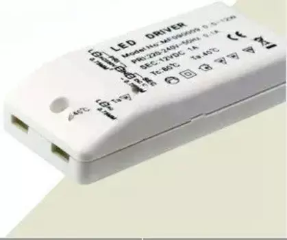 100 шт., драйвер для светодиосветодиодный, DC 12 В 12 Вт AC 220-240 В
