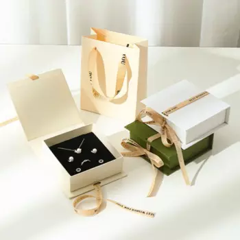 10 шт., картонная шкатулка для ювелирных изделий, 11,5x11,5x4,3 см