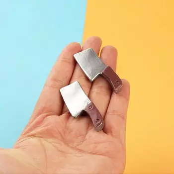 10 шт. Миниатюрные фигурки ножей MINISO