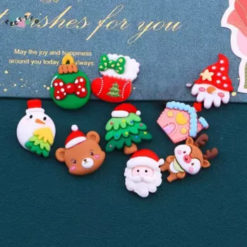 10Pcs Handmade Christmas Fridge Ornaments Resin Art Cute Christmas Fridge Materials Cartoon DIY Resin Accessories Home Decor