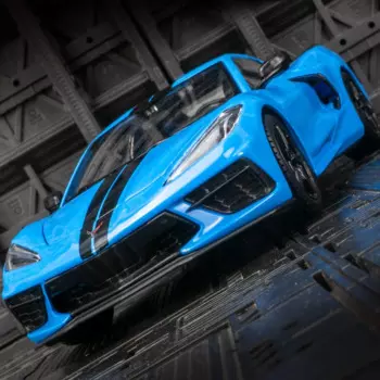 1:24 Corvette Stingray Coupe C8 2020 Supercar модель автомобиля из сплава литой и игрушечный автомобиль коллекционная игрушка