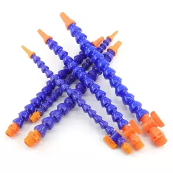 Пластиковый гибкий водопроводный шланг 300-700 мм