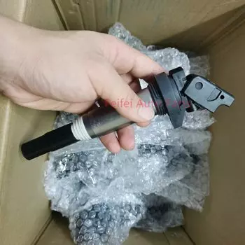1 шт. 12138616153 Катушка зажигания для BMW E81 F22 F23 E46 E90 F33 X3 E83 E65 E66 12137594596 0221504470 12137571643 C1795 C1826
