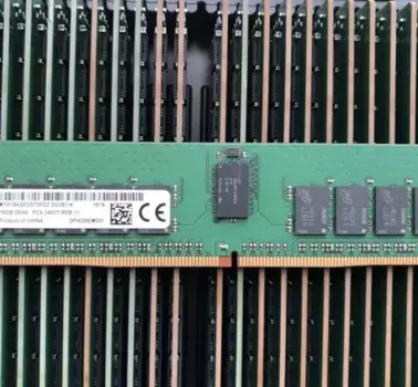 1 шт. для 16G 2RX8 MTA18ASF2G72PDZ-2G3B1IK DDR4 REG Серверная память