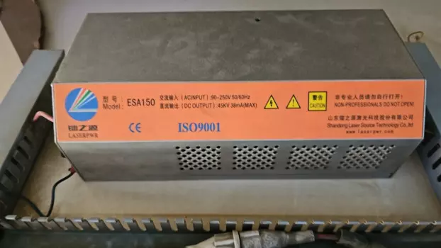 1 шт лазерный источник питания и 1 шт W6 reci лазерная трубка