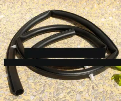 1 шт. задний резиновый уплотнитель капота для Pajero Sport 2000-2006, полоса капота для Montero K80 K90, защита двигателя, уплотнение MR 371437