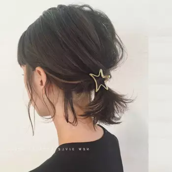 2023 Fashion Hollow Heart Metal Hair Claw Clips Simple Small Size Gold Geometric Bangs Barrettes Hairpins for Women Girls Daily