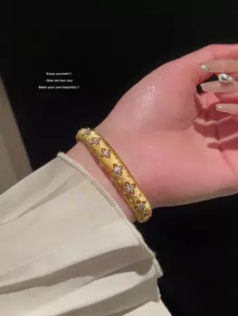 2024 New Trendy Classic Hot Selling European Famous Brand Party Jewelry Women's Hollow Flower Bracelet Luxury Engagement S925