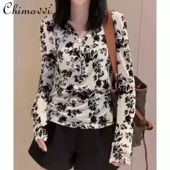 2024, осенняя новинка, эластичная обтягивающая кружевная рубашка с v-образным вырезом и цветочным принтом, футболка с длинным рукавом для женщин