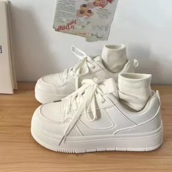 2025 white Thick Bottom Women's Shoes Versatile Student Milk Fufu Small White Shoes New Spring High Aesthetic Value Casual Board