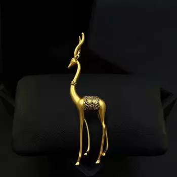 2028 Exquisite Retro Art Deer Brooch Ancient Golden High-End Women's Suit Fashion Animal Pins Clothes Accessories Jewelry Men