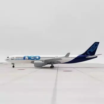 20cm Neo Prototype A330 Airbus 330 Airline Aircraft Model Metal Alloy Airplane Toys with Landing Gear Children's Gift