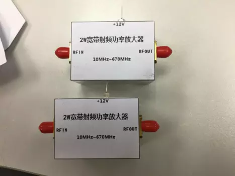 280 МГц-470 МГц 8 Вт UHF Усилитель мощности RF усилитель мощности 5-12 В с радиатором