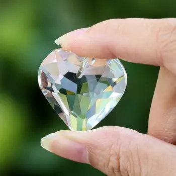 30MM Heart Shaped Prism Crystal Pendant Sun Catcher Bedroom Garden Office Decoration Hanging Ornament Craft Accessories Gift