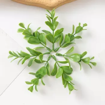 Искусственные листья для декора 50 шт