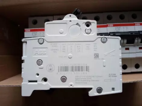ABB, миниатюрный автоматический выключатель, модель C типа 3P