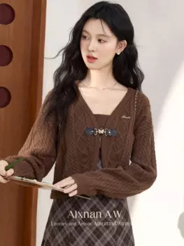 ALXNAN женский кофейный укороченный кардиган модный шикарный металлический пуговица-бабочка брошь с буквами свитер с длинными рукавами осень-зима L51523SY
