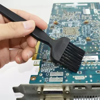 Антистатическая пластиковая щетка Satzozz Anti Static Brush