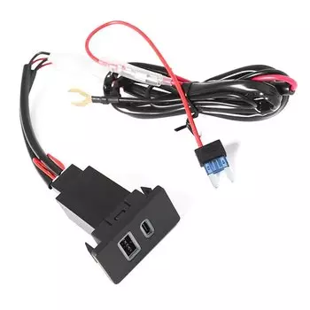 Автомобильное зарядное устройство с двумя USB-портами, 12 В