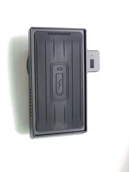 Автомобильная USB-плата беспроводной зарядки для BMW X5 X6 2014-2018 F15 F16 Зарядка мобильного телефона QI F15 F16 Быстрое автомобильное зарядное устройство