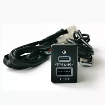 Автомобильное зарядное устройство USB QC3.0, входной адаптер, аудиоразъем для Toyota Camry 50 Prius Corolla Land Cruiser PRADO RAV4 Auris 2007-2018