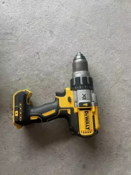 Б/у Ударная дрель DeWALT DCD996 с максимальным напряжением 20 в, только для инструмента, б/у