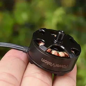 Бесщеточный двигатель ZJMZYM 700KV