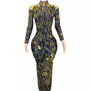 Блестящее длинное платье с блестками и длинными рукавами