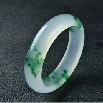 Браслет из кварцевого камня