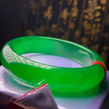 Браслет из натурального нефрита, 54-62 мм