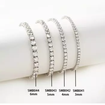 Браслет из серебра пробы с муассанитом, 3-6 мм