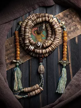 Браслет мужской из натуральных бусин, 108 шт.