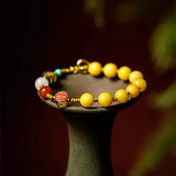 Браслет женский плетеный из пчелиного воска, 8 мм